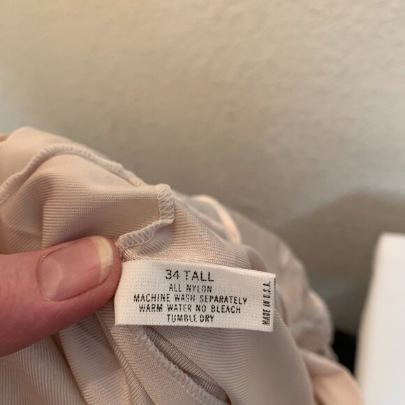 Vintage Shadow Line lace trim slip size small great condition - Picture 6 of 8